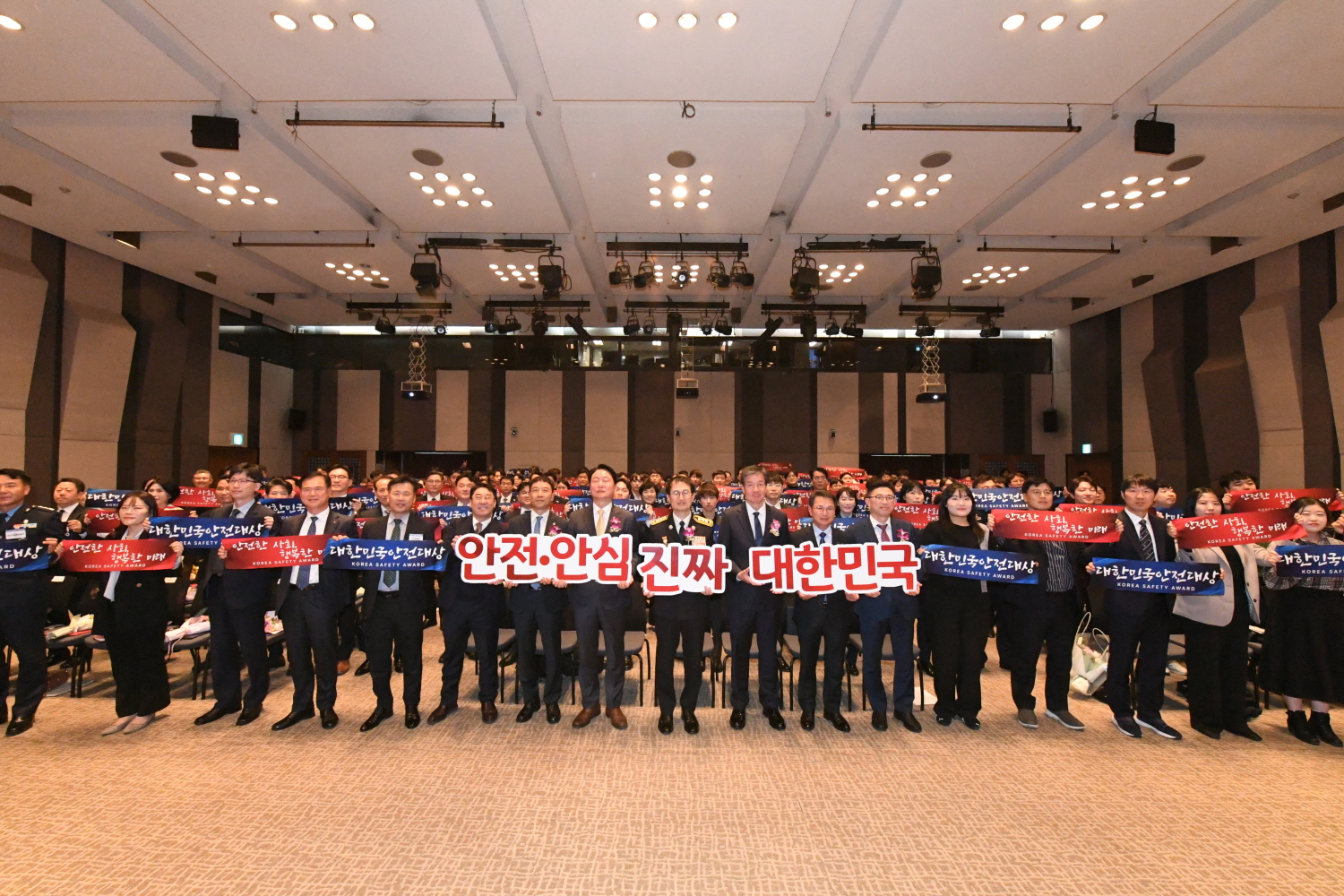 사진 (4).JPG 이미지입니다.